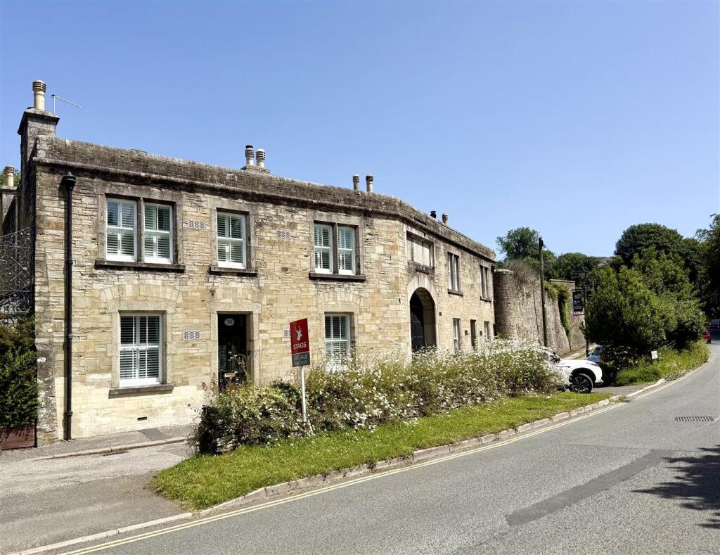 Main image of property: Bodmin