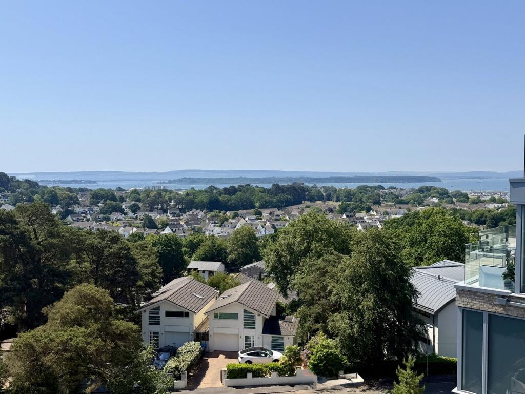 Apartment in Poole - View 2