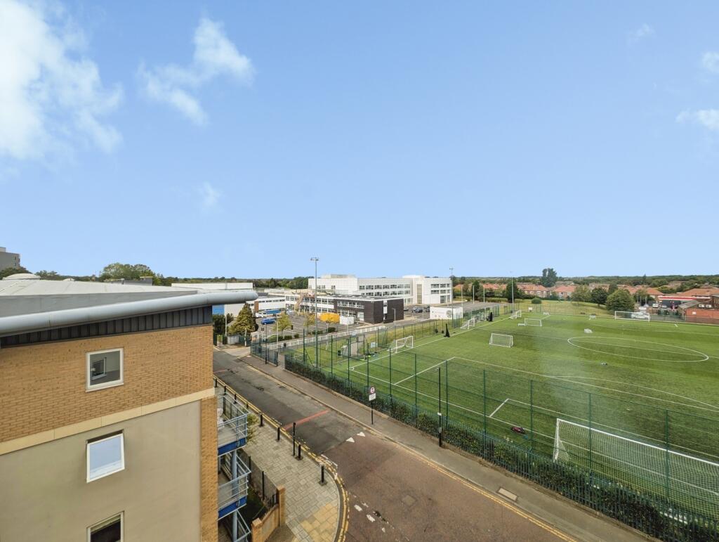 Main image of property: Knightsbridge Court, Gosforth, Newcastle upon Tyne, Tyne and Wear, NE3