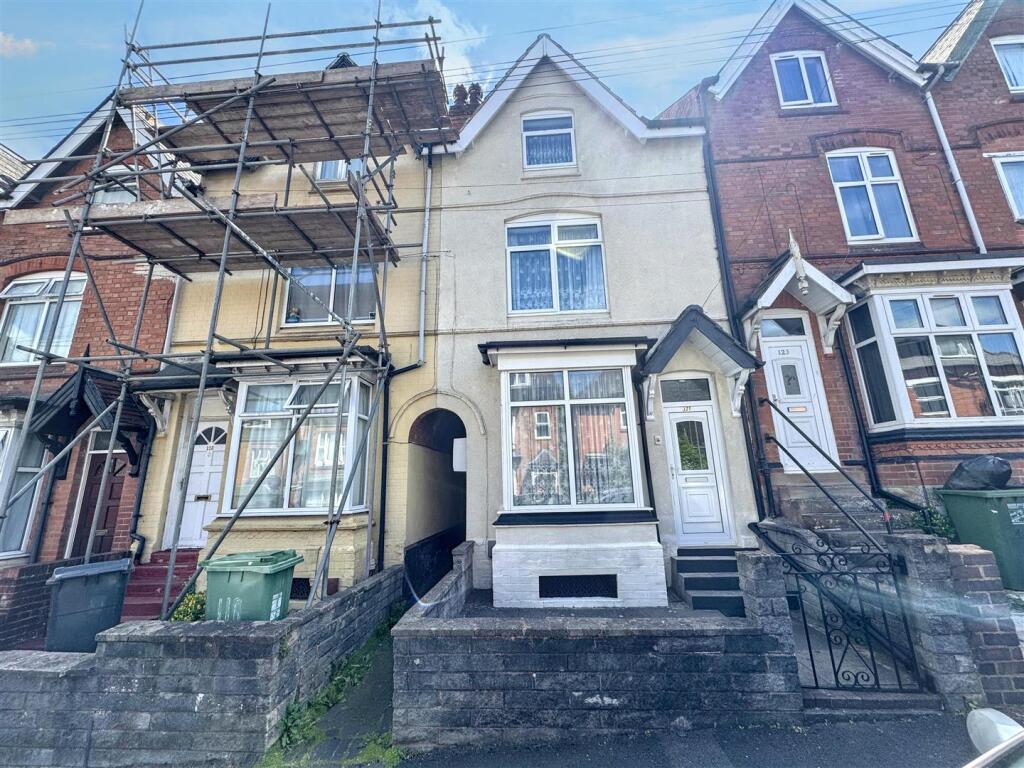 Main image of property: Oakly Road, Redditch