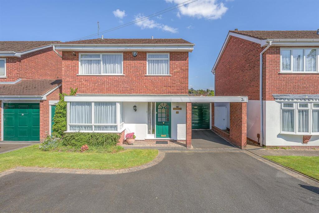 Main image of property: Cot Lane, Wordsley, DY8 5PP
