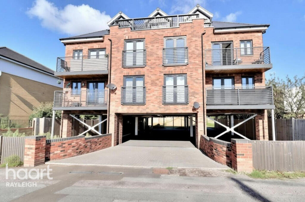Main image of property: London Road, Benfleet