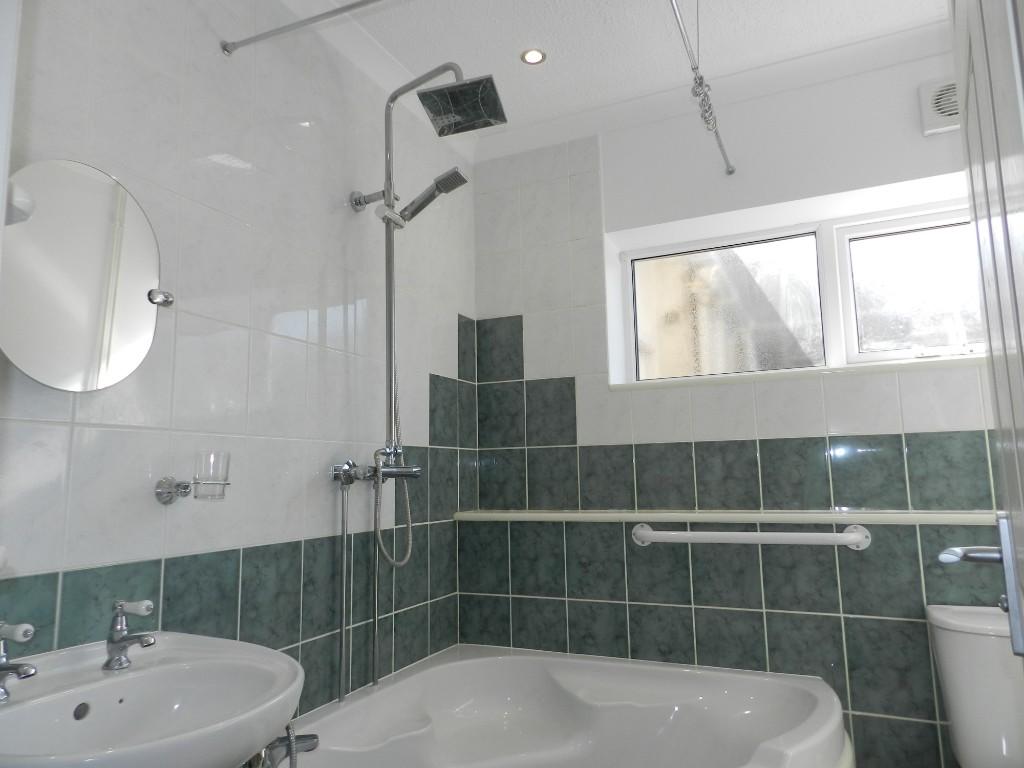 House in Rushden, North Northamptonshire - View 4