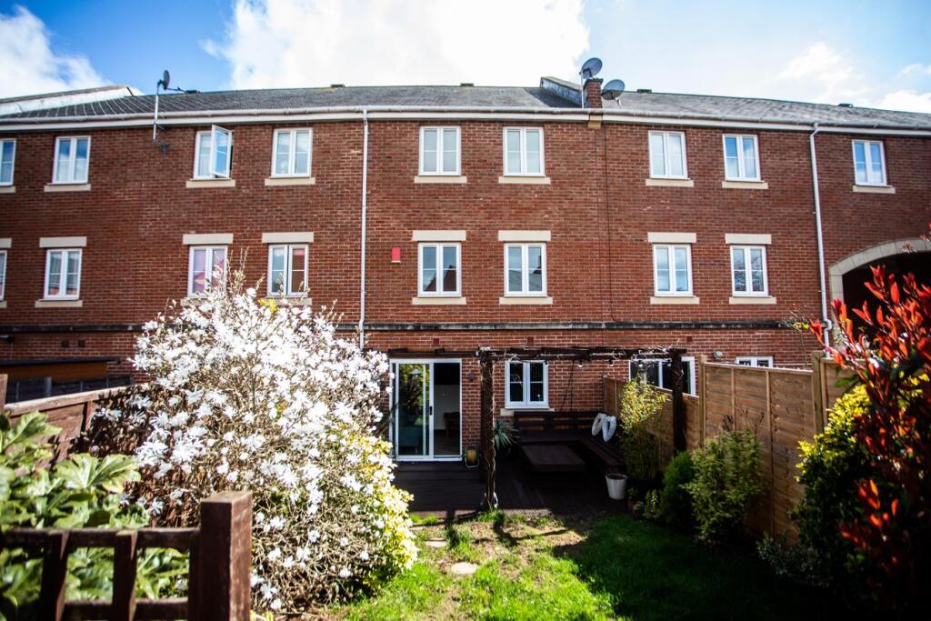 Main image of property: Royal Crescent, Exeter