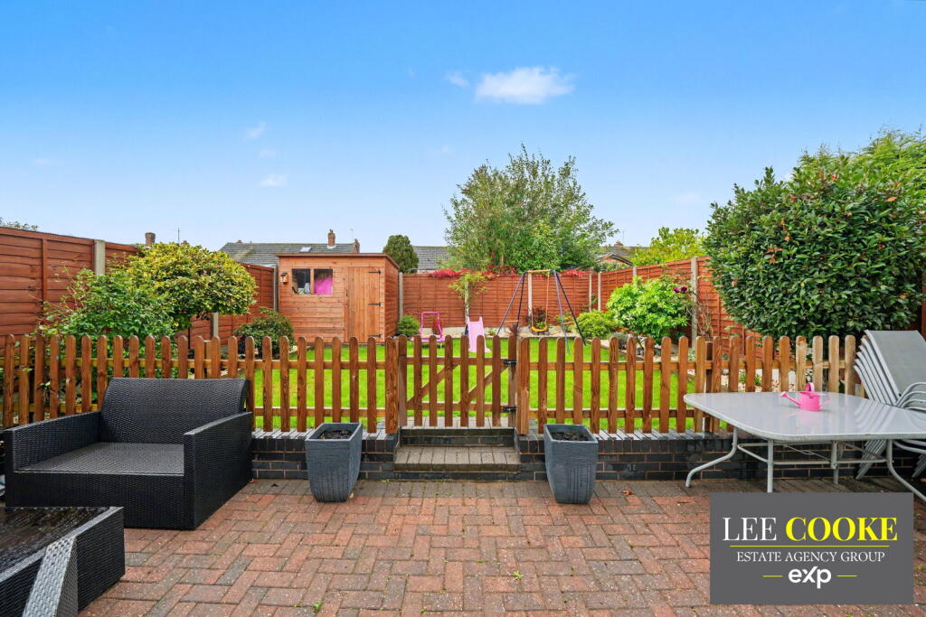 House in Wolverhampton, Ashmore Park - View 5