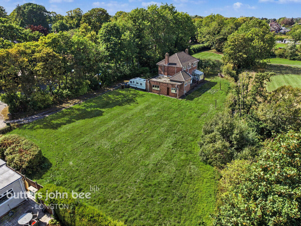 House in Stafford, Fulford - View 4
