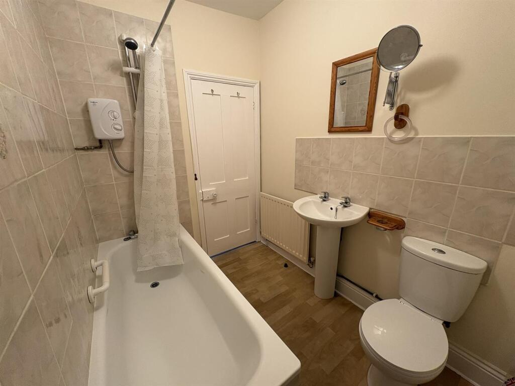 Apartment in Shanklin, Lower Hyde, Luccombe - View 4