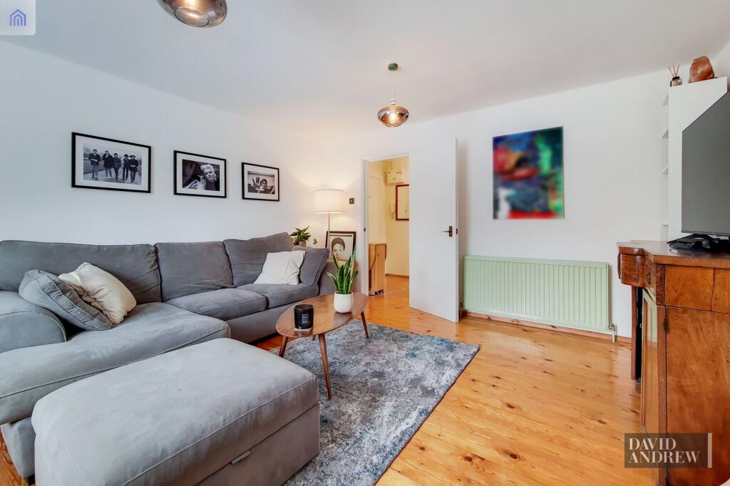 Apartment in London - View 5