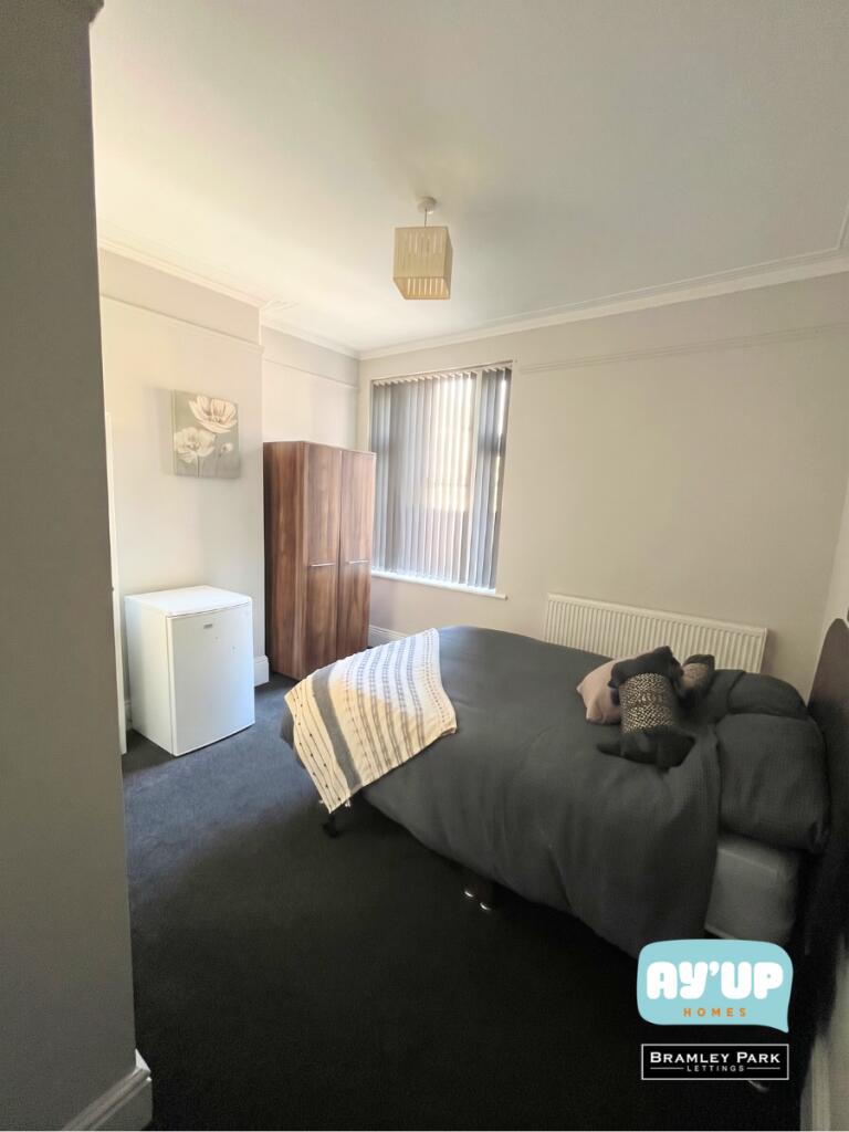 Room 2, 12 St Vincent Avenue DN1 2LS