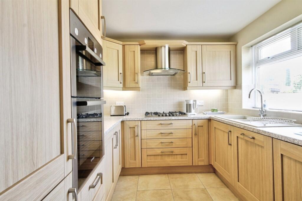 House in Durham - View 5