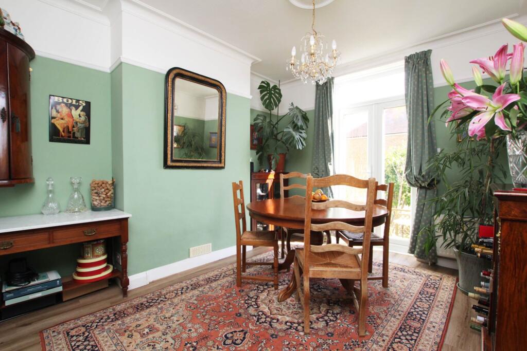 House in Eastbourne, East Sussex - View 4
