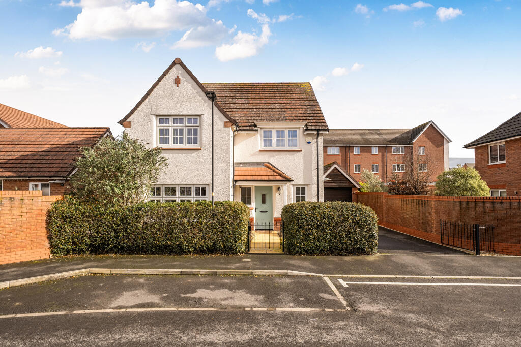 Main image of property: Lordswood, Swindon, SN3