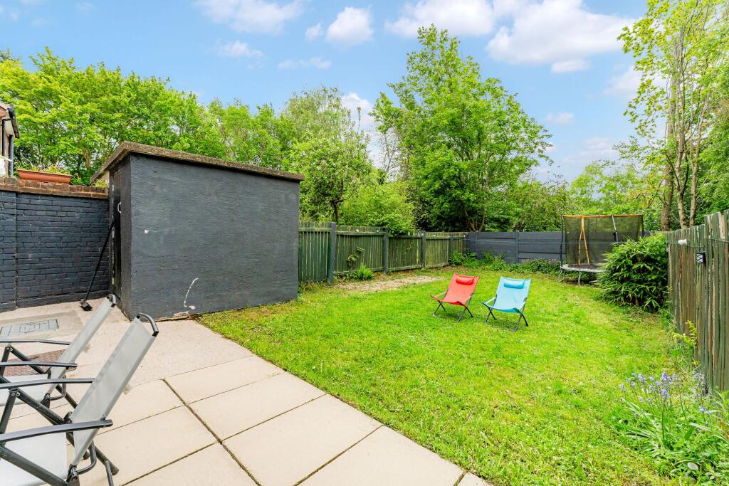 House in Runcorn, Halton Brook, Grange - View 4