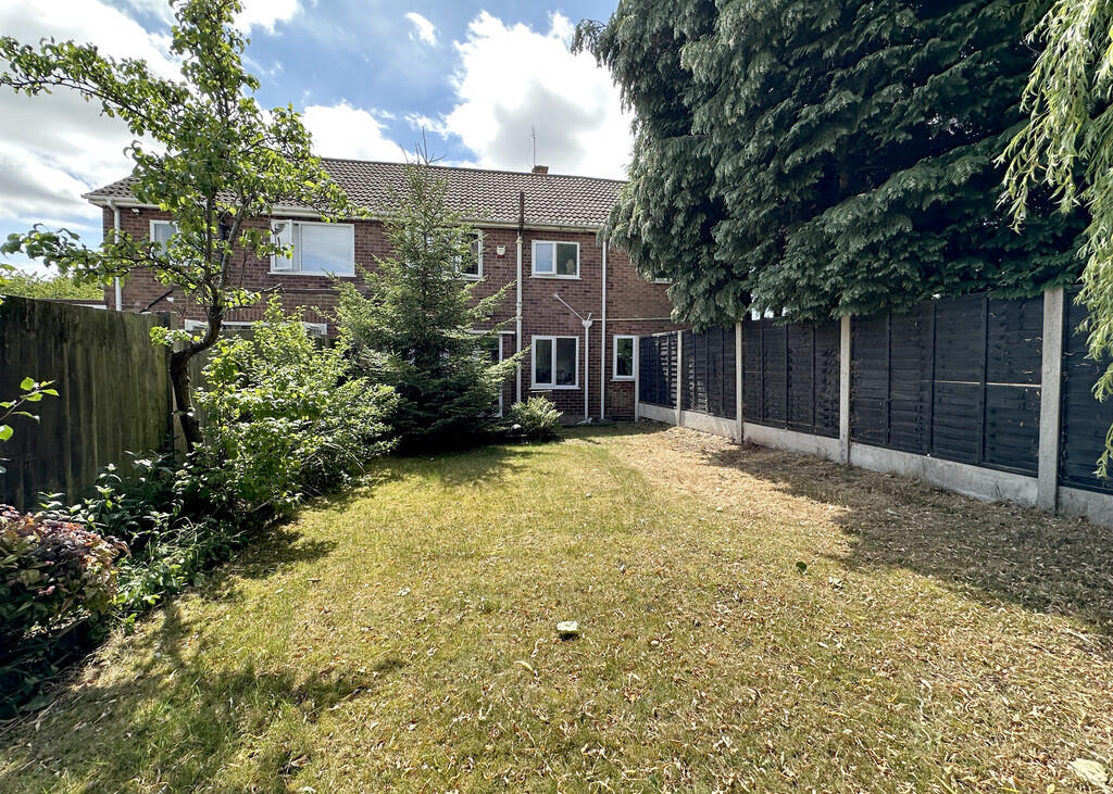 Digby Drive, Marston Green photo 4