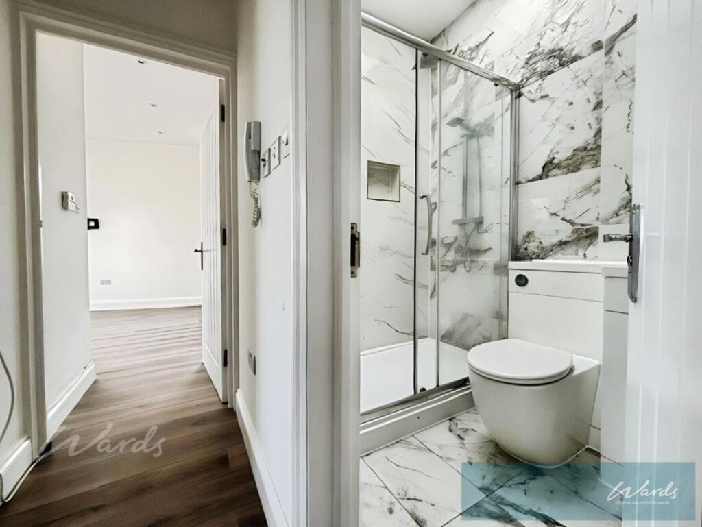 Apartment in Canterbury - View 4