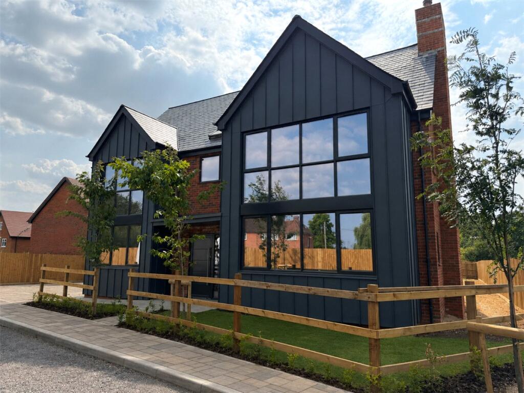Main image of property: Cleridge Place, Bishops Green, Berkshire, RG20