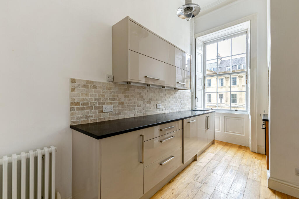 Apartment in Bath, Bathwick - View 4
