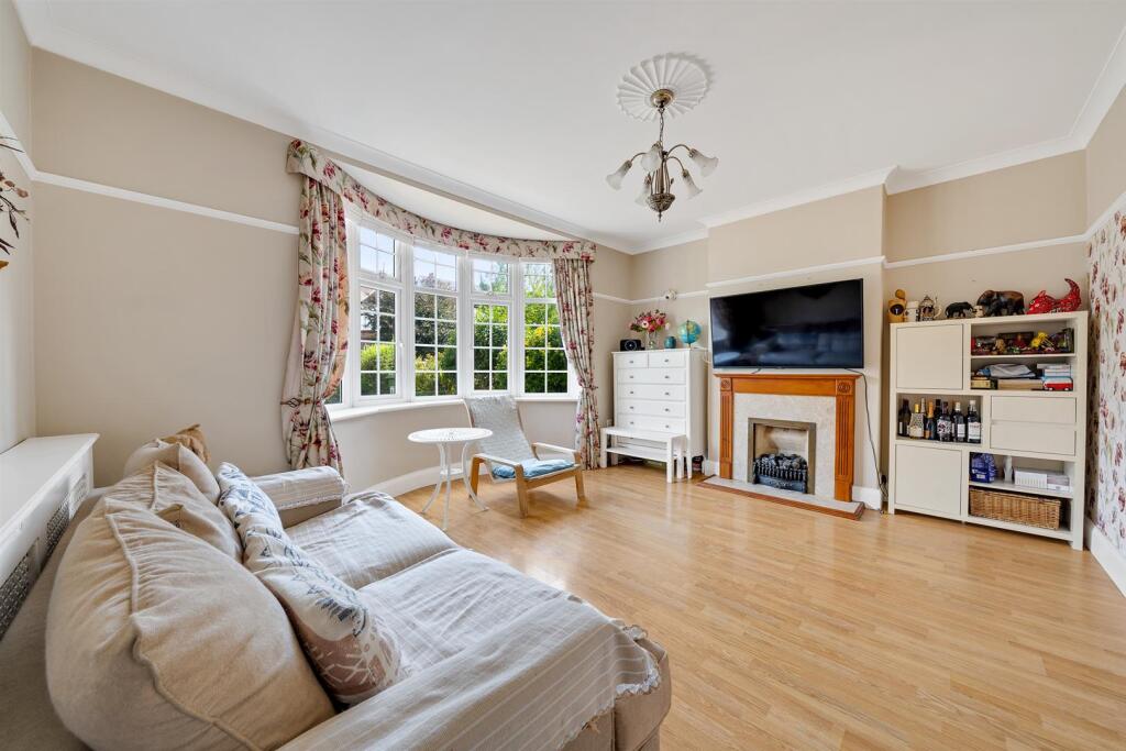 House in London, Eltham Park, Well Hall - View 2
