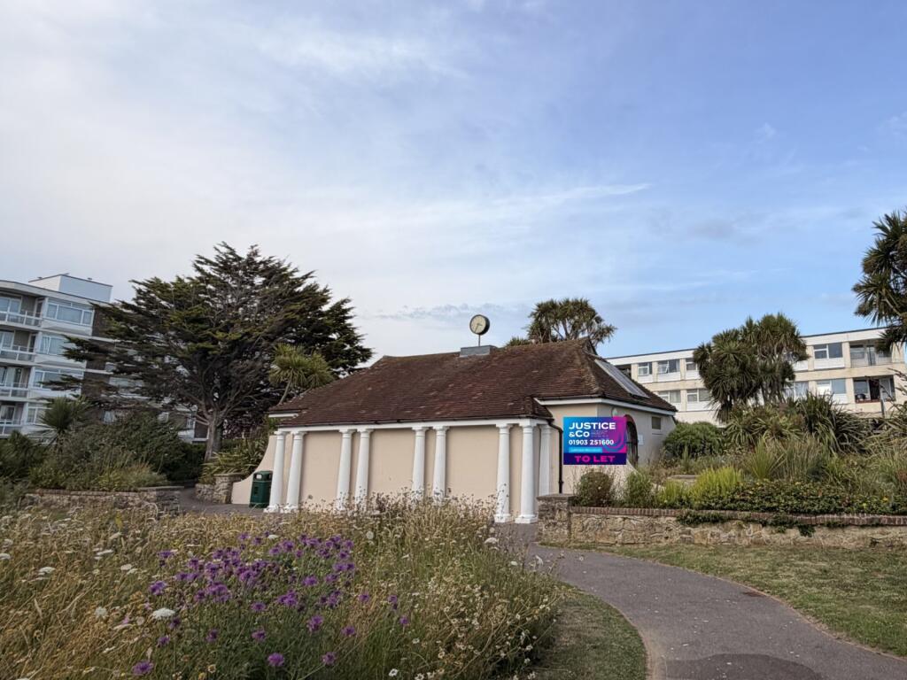 Main image of property: Marine Park Gardens, Marine Drive West, Aldwick, Bognor Regis, PO21