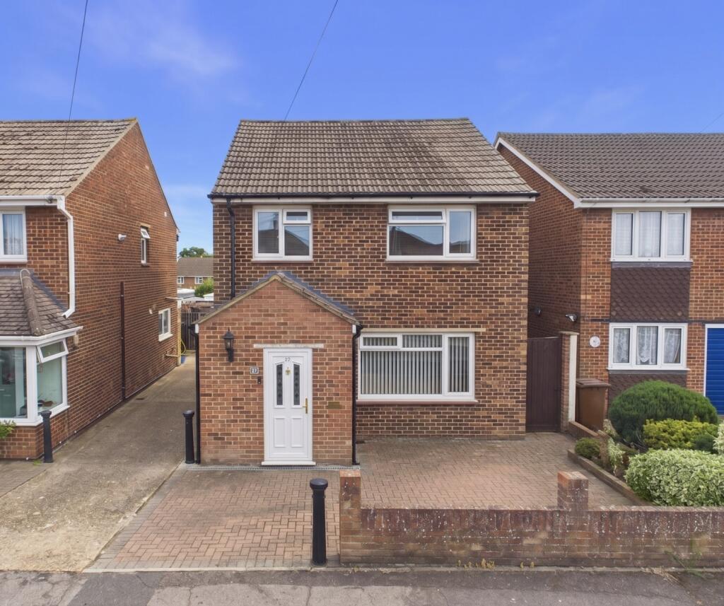 Main image of property: New Road, Cliffe, Rochester ME3 7SL