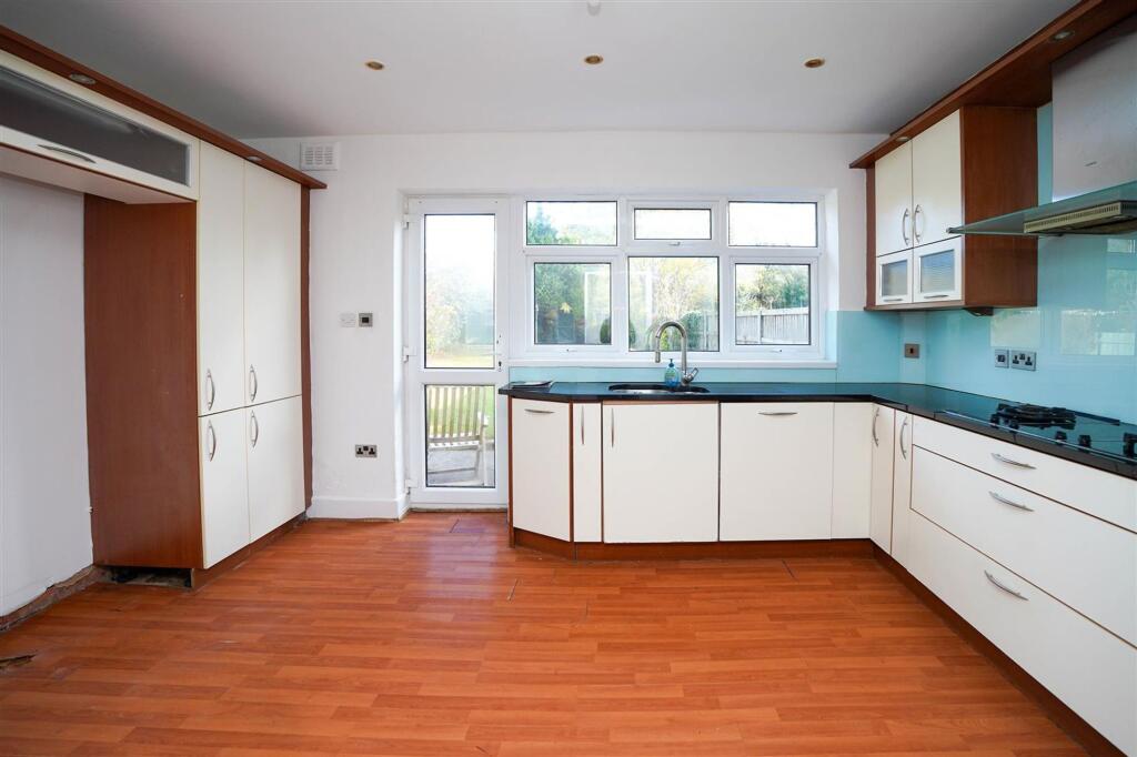 Additional image 6 of Pembroke Croft, Birmingham, B28