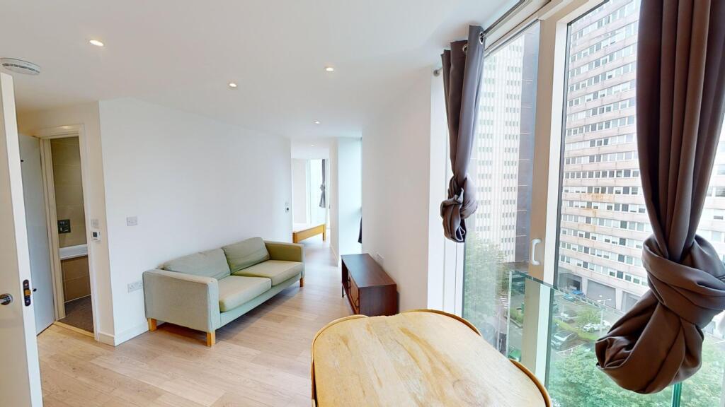 Main image of property: Pinnacle Apartments, Saffron Central Square, Croydon, CR0