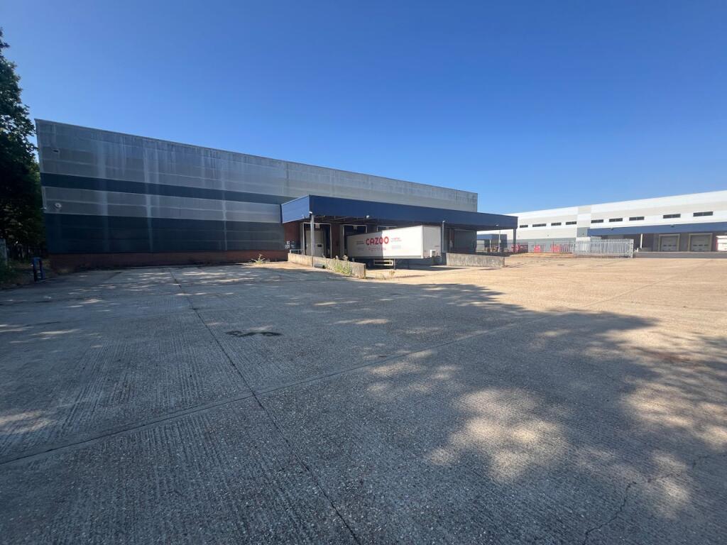 Main image of property: Unit 9 Test Valley Business Park, North Baddesley, SO52 9AE