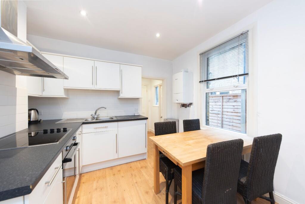 Main image of property: Kingston Road, Raynes Park, London, SW20