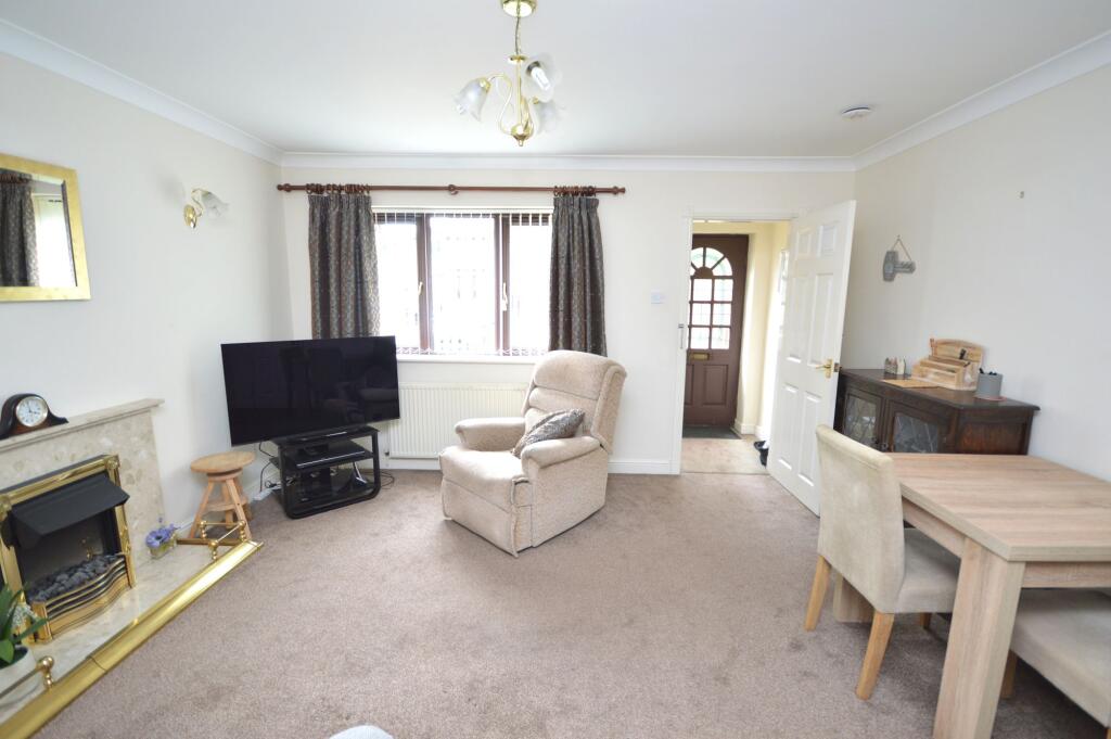 Balmoral Court, Heaton Moor photo 4