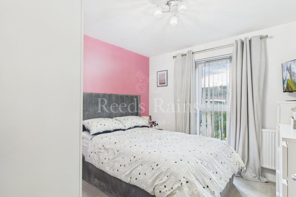 Alcock Crescent, Crayford, Dartford, DA1 photo 4