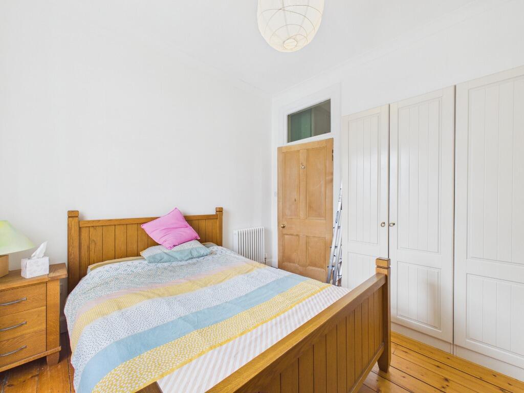 Apartment in Edinburgh, The Grange - View 5