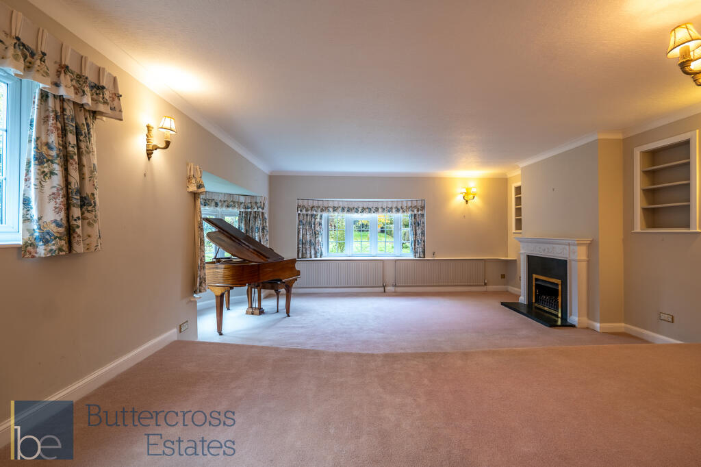 House in Rushcliffe, Nottinghamshire - More