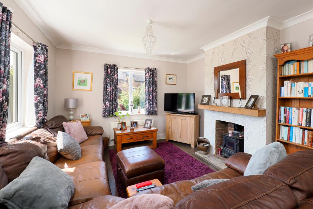 Woodland Road, Lyminge, CT18 photo 4
