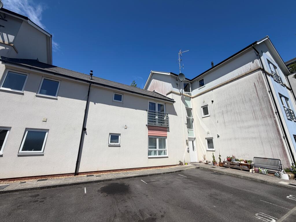 Main image of property: Guillemot Road, Portishead