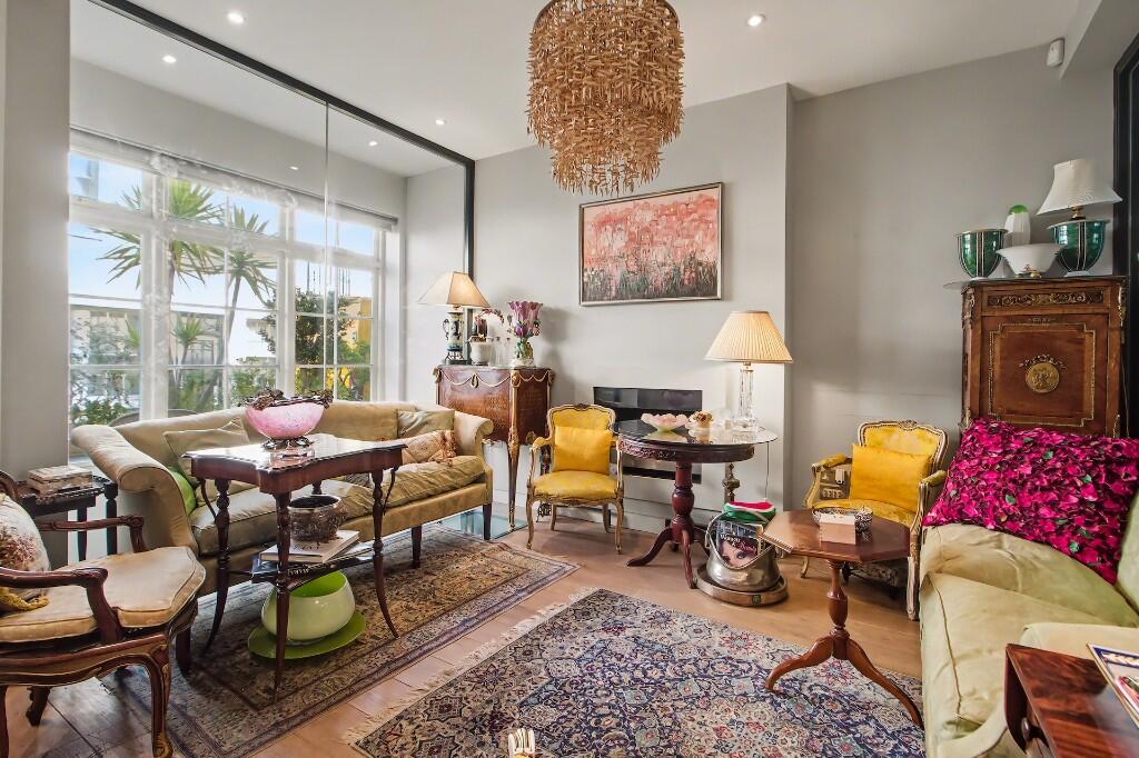 Main image of property: Ennismore Mews, London, SW7