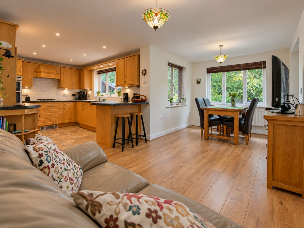 House in Doncaster - View 5