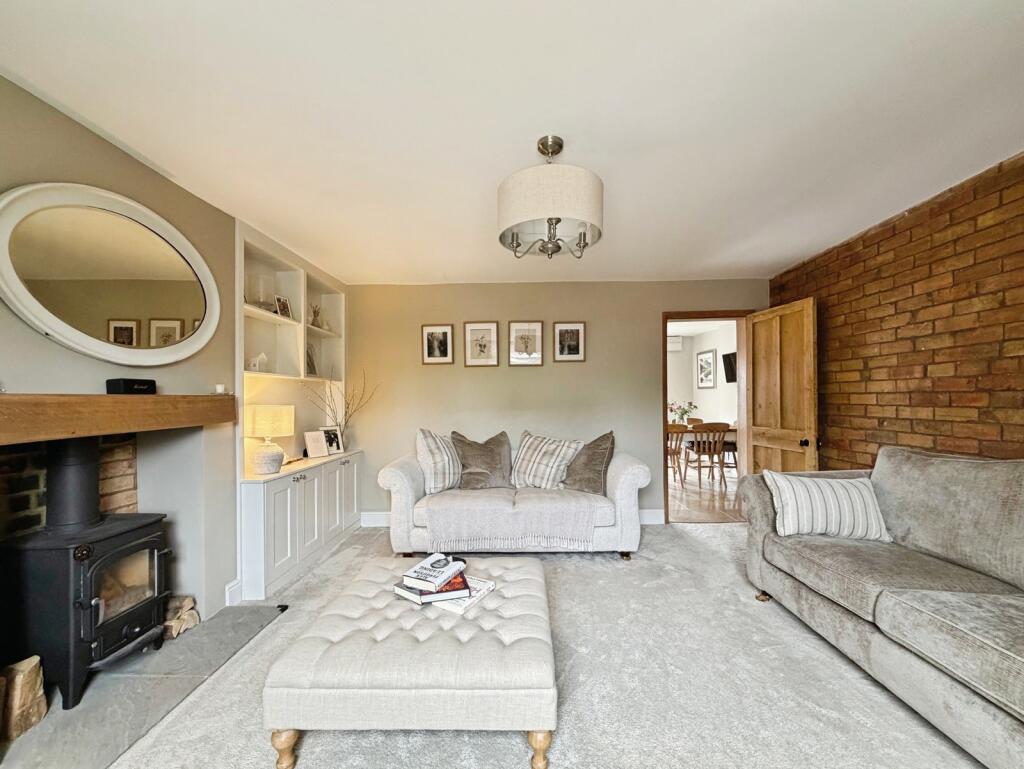 House in Worcester - More