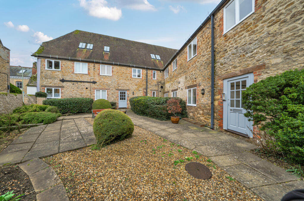 Main image of property: Gloucester Street, Faringdon, Oxfordshire, SN7