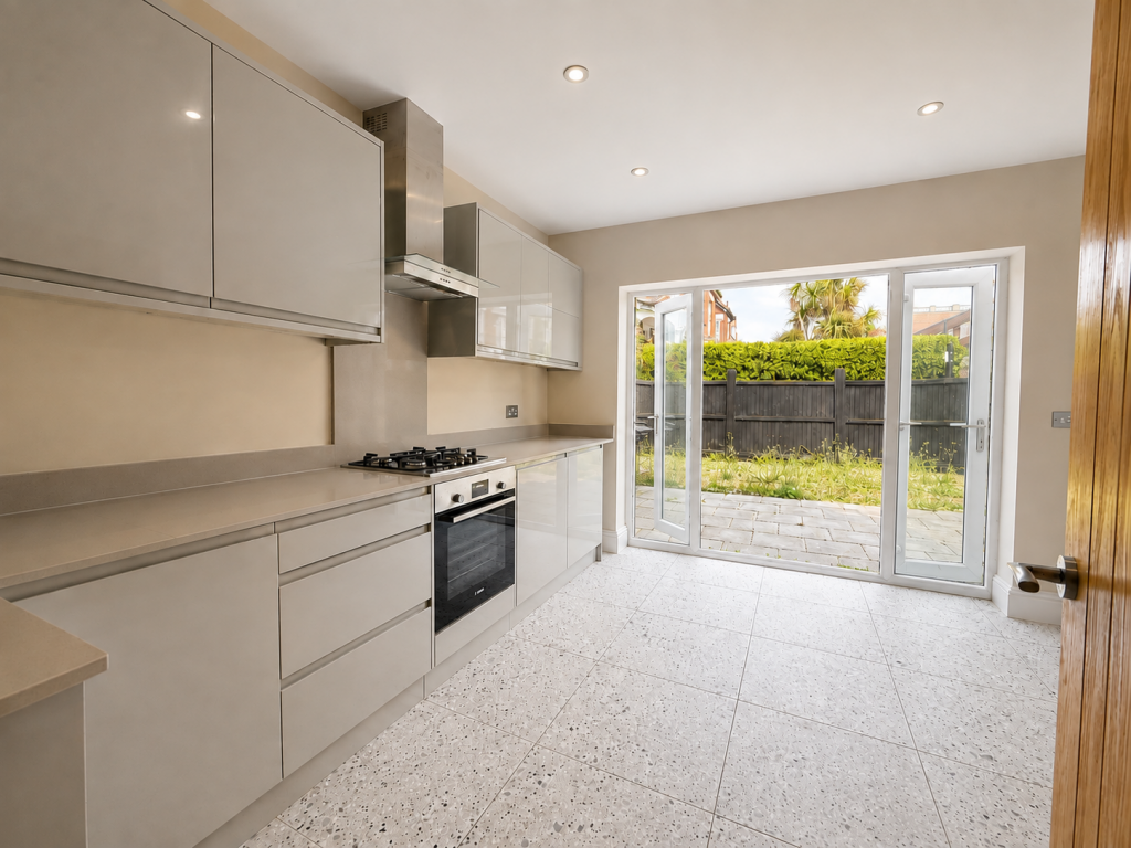 House in Margate, Westbrook - View 2