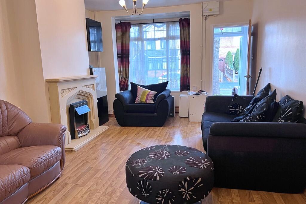 Main image of property: Fordrough Lane, Bordesley Green, B9
