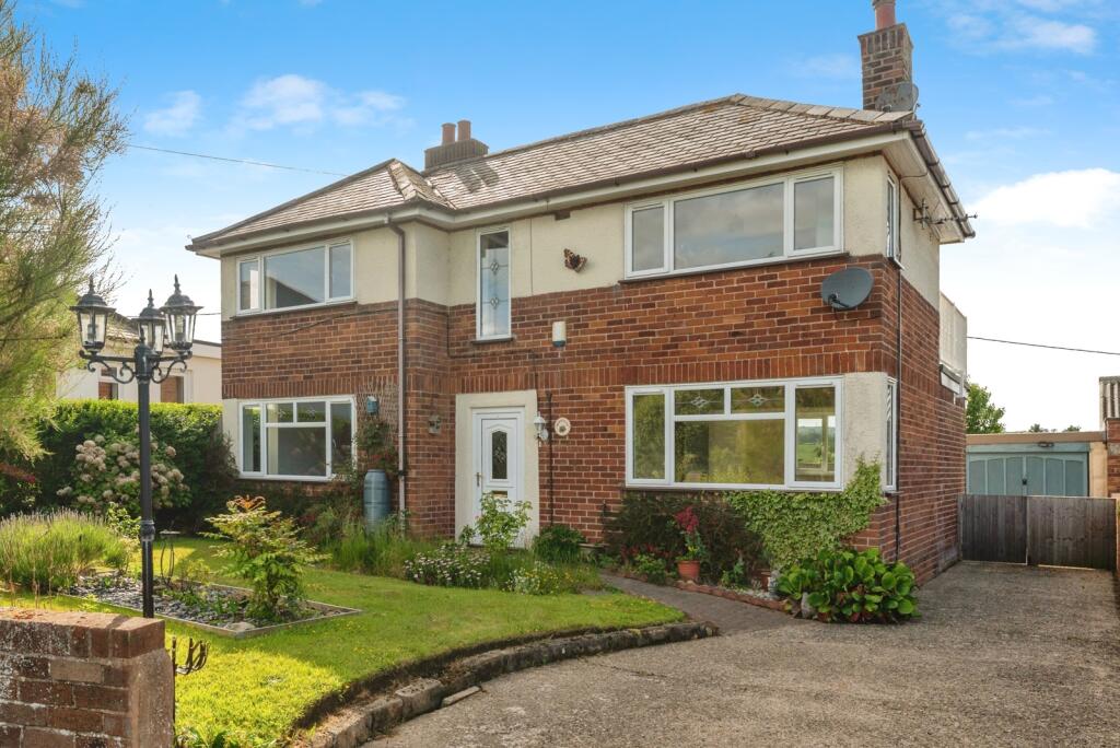 Main image of property: Lon Y Plas, Flint Mountain, Flintshire, CH6
