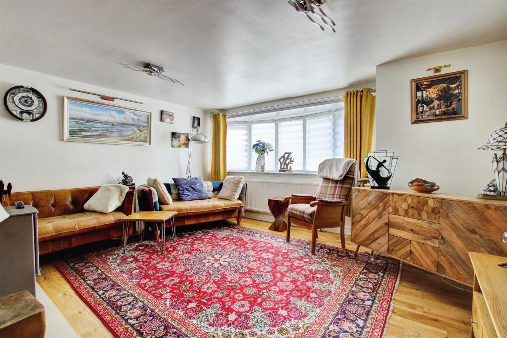 House in Durham - View 3