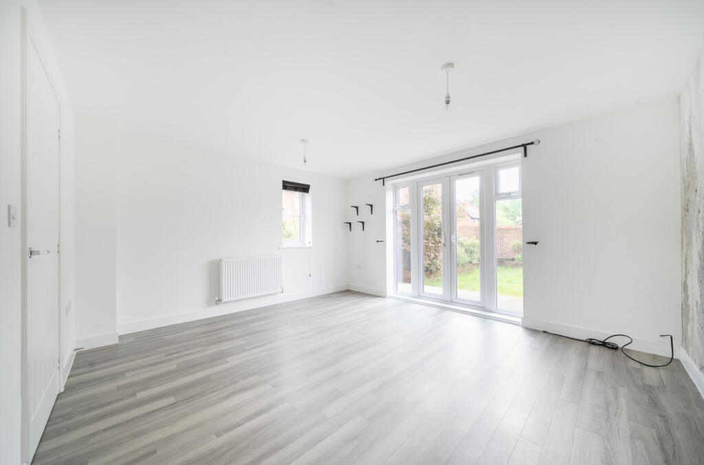 House in Southampton - View 2