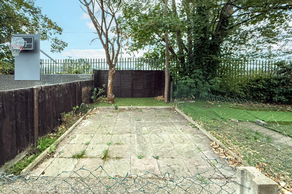 Apartment in London, Tottenham - View 5