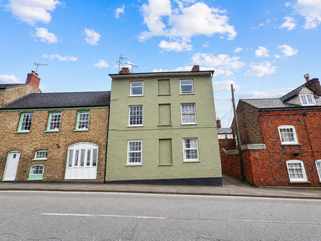 Main image of property: London Street, Faringdon, Oxfordshire, SN7