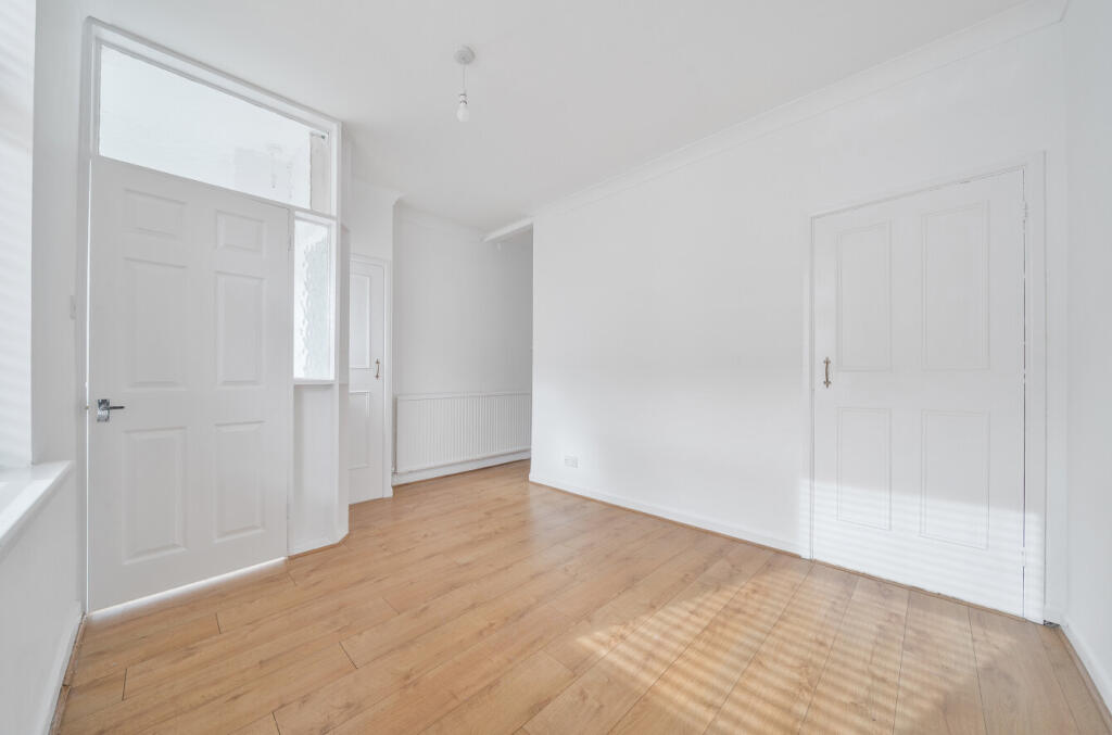 House in Portsmouth - View 5