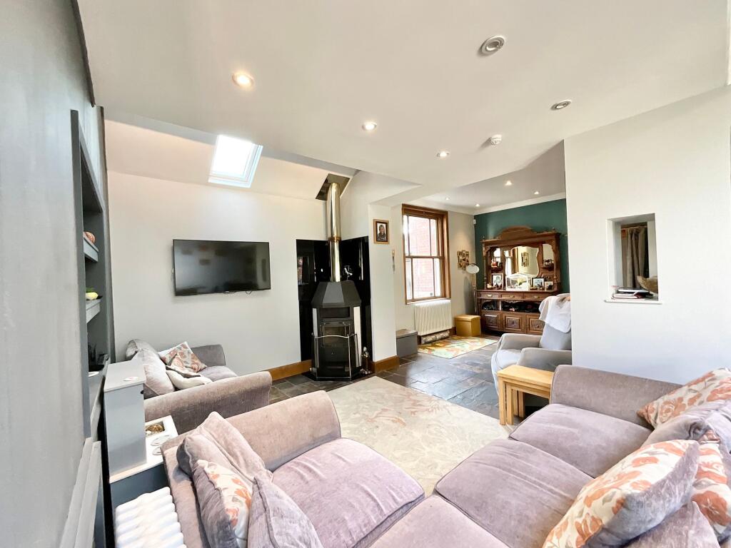 House in Staffordshire Moorlands, Forsbrook - View 3