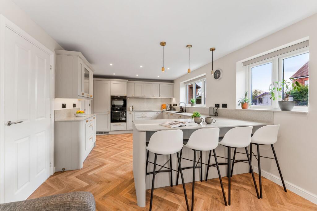 House in Northwich, Honeyvale Gardens, Moulton - View 5