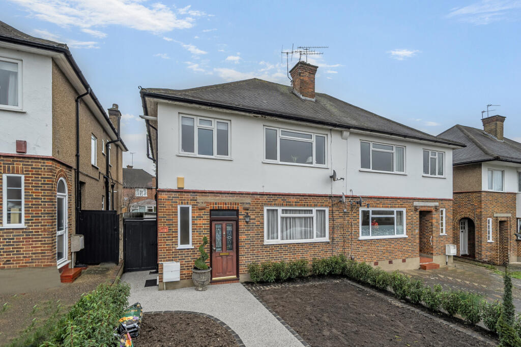 2-bed flat on Holwell Place, Pinner, £450,000