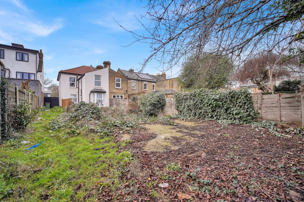 Cranmer Road, Forest Gate, E7 photo 3
